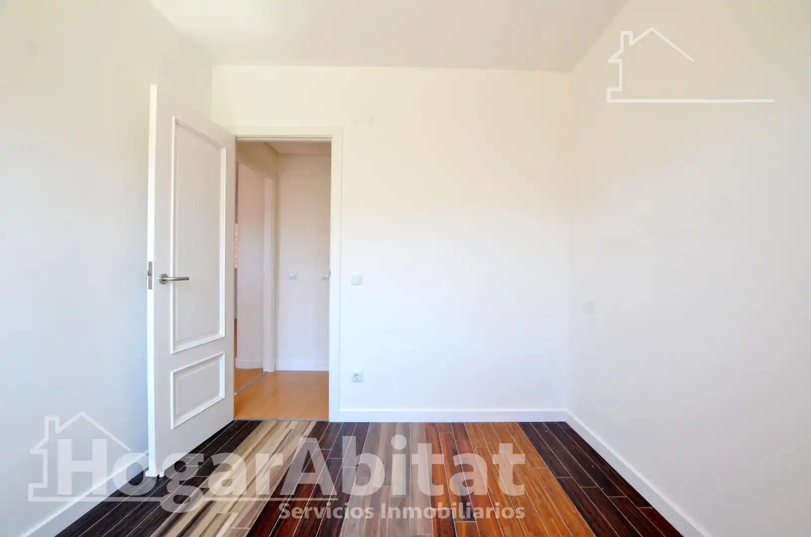 Bedroom of Flat for sale in Gandia  with Parquet flooring and Balcony