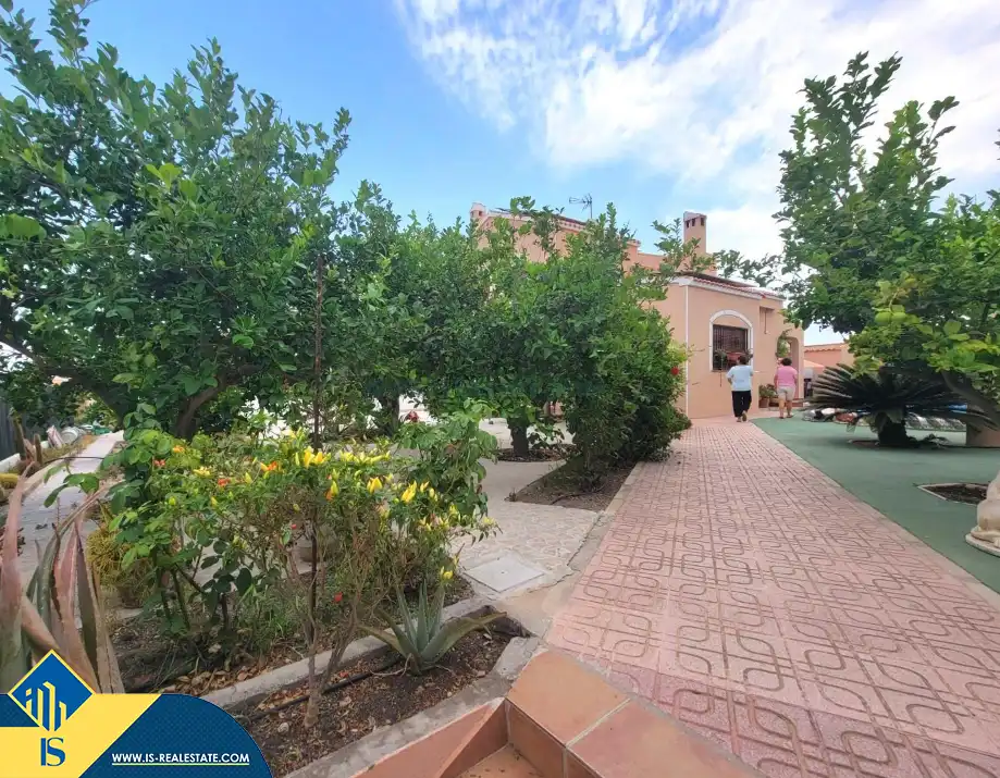 Chalet con piscina en venta en La Mata, imagen 24