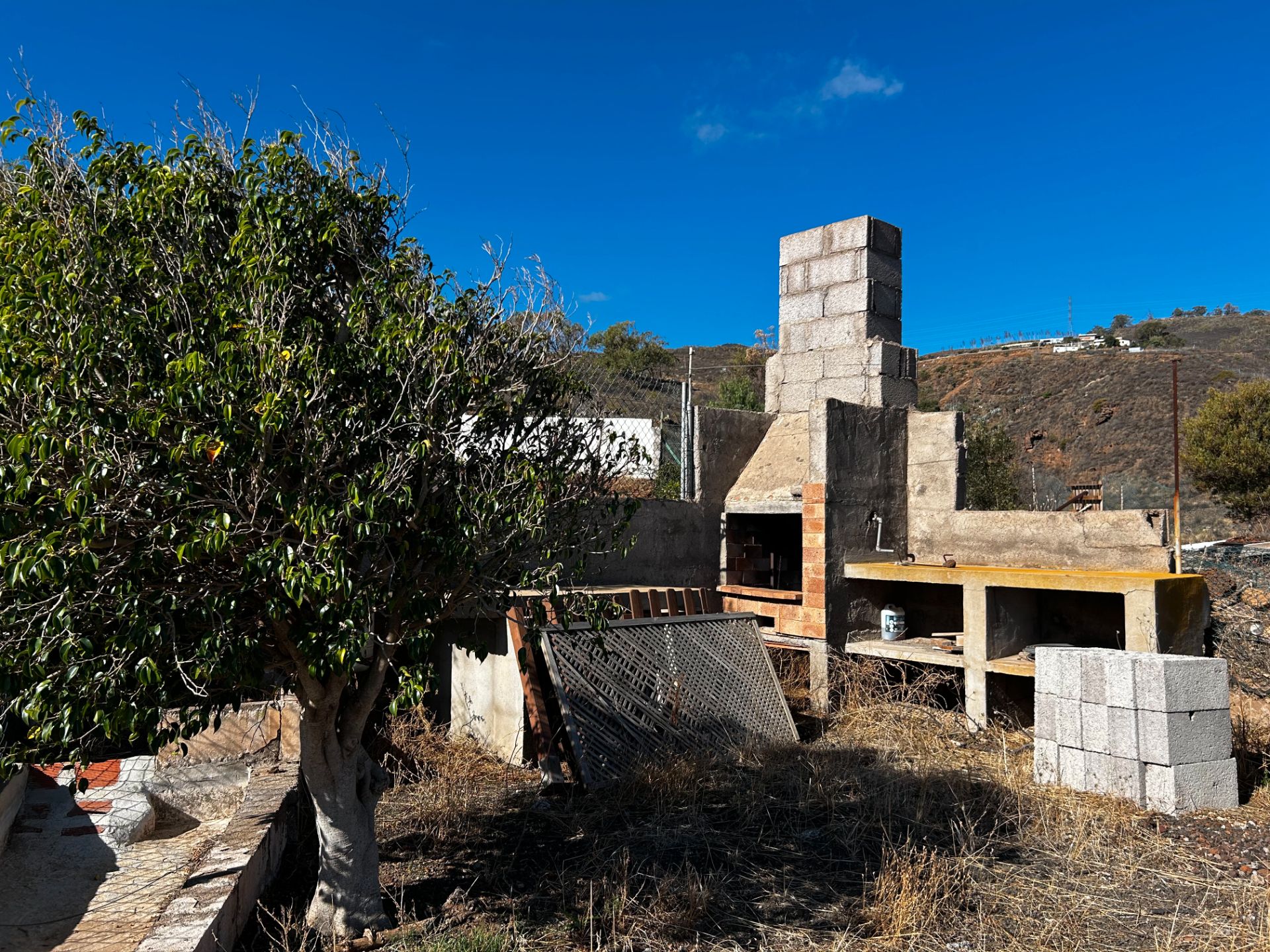 Vista exterior de Casa o xalet en venda en El Rosario amb Jardí privat, Terrassa i Traster