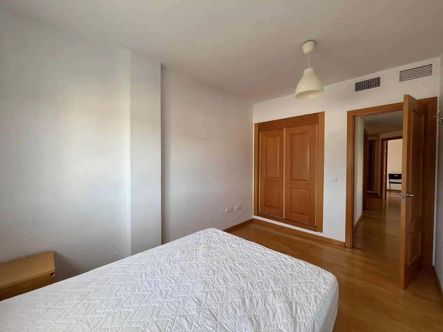 Flat with terrace for sale in Zona de la Vega, imagen 15