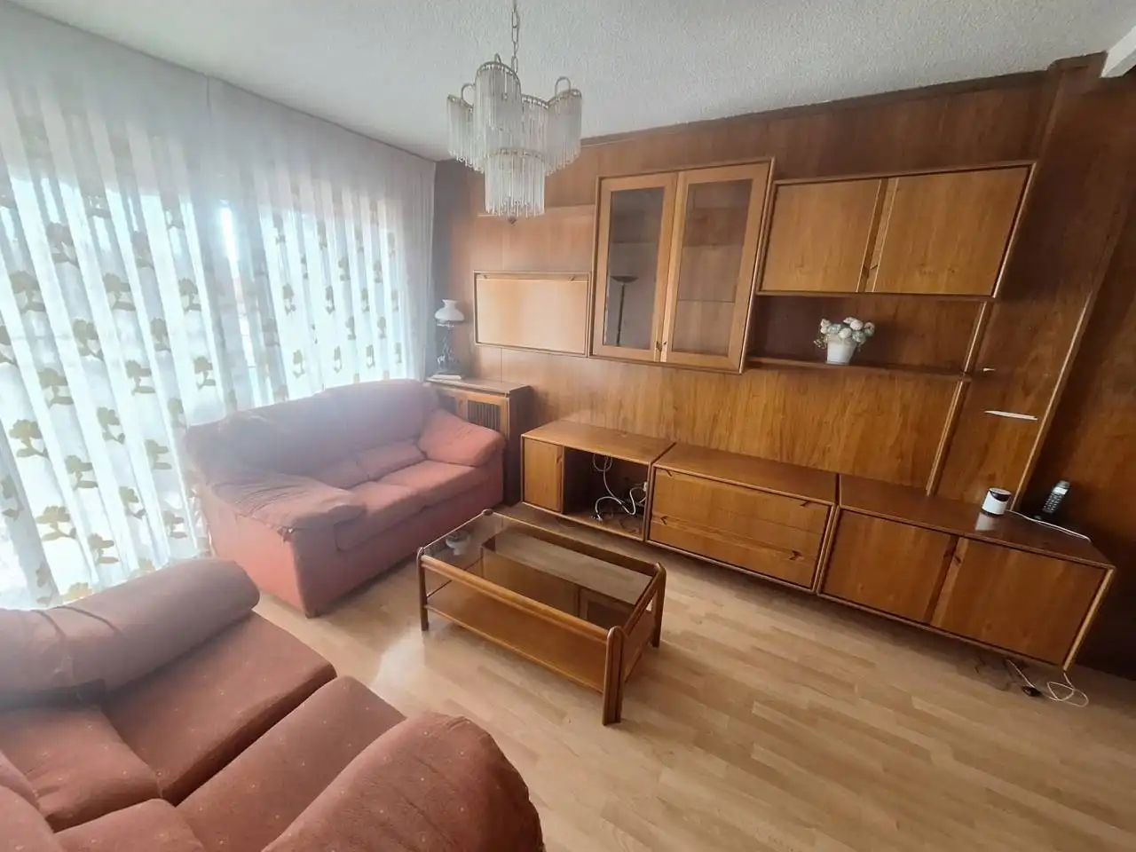 Living room of Flat for sale in Fuenlabrada  with Air Conditioner, Heating and Parquet flooring