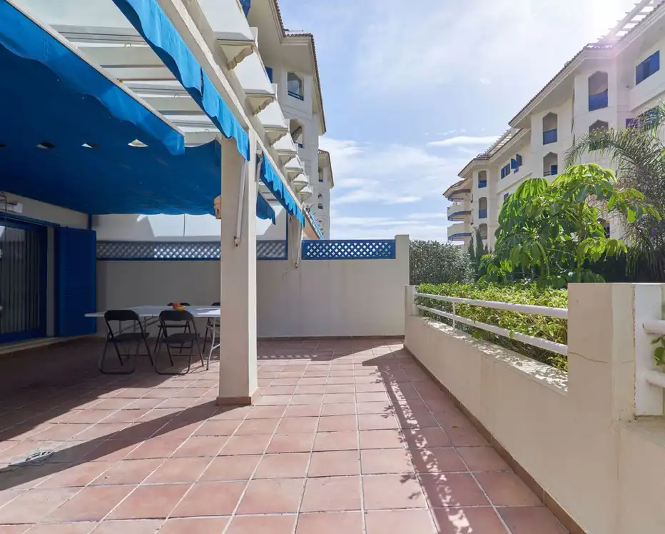 Piso con piscina en venta en San Luis de Sabinillas, imagen 28