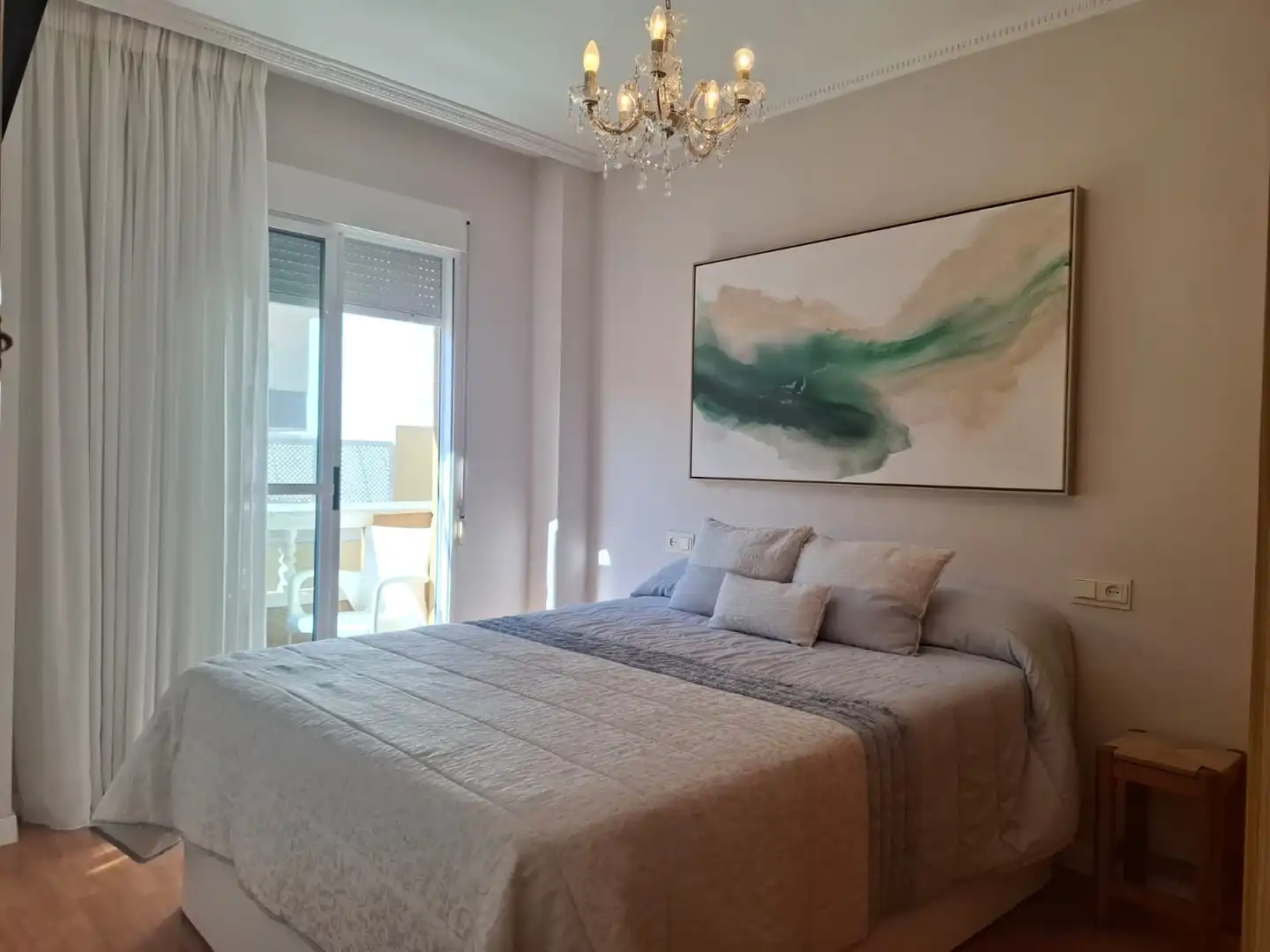 Habitación de Piso en venta en Torrenueva Costa con Amueblado y Balcón