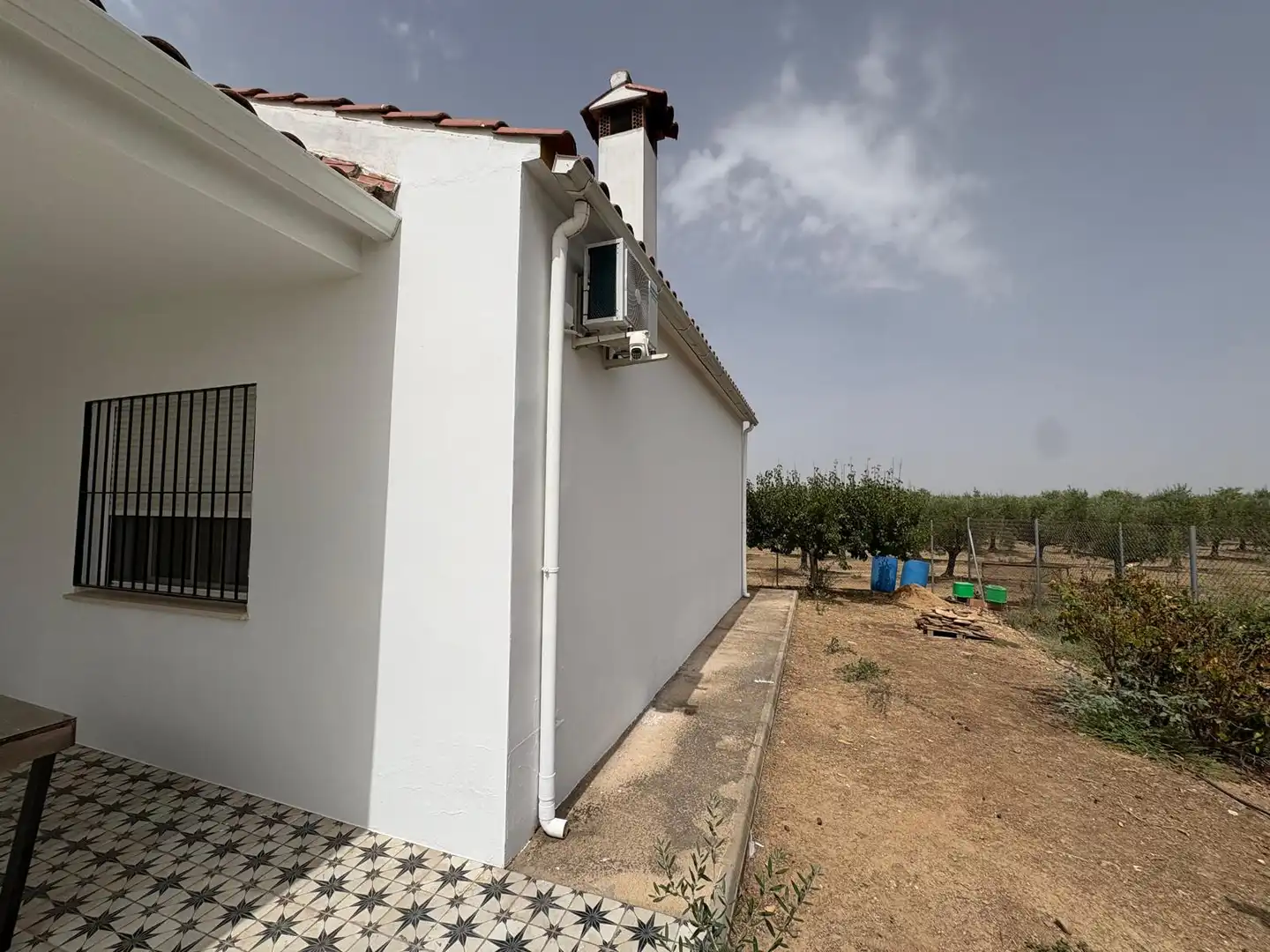 Vista exterior de Casa o chalet en venta en Don Benito con Aire acondicionado y Piscina