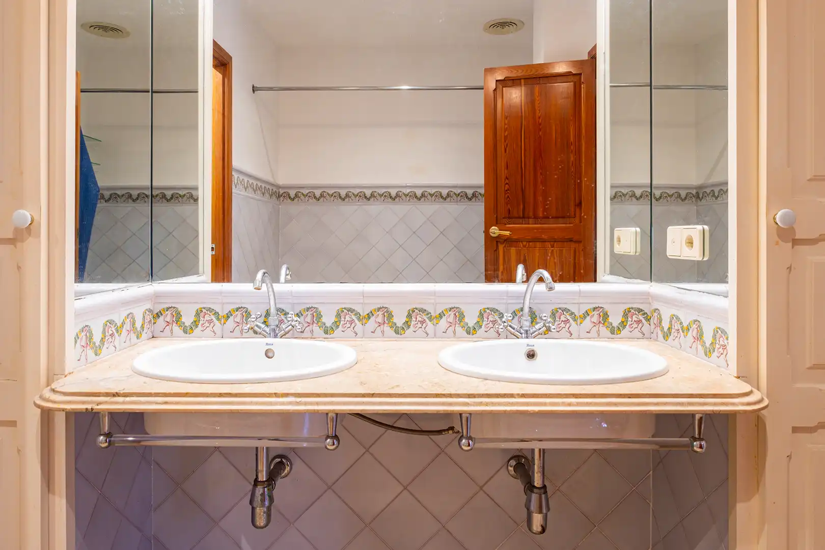 Baño de Casa o chalet en venta en Alfara del Patriarca con Aire acondicionado, Calefacción y Terraza