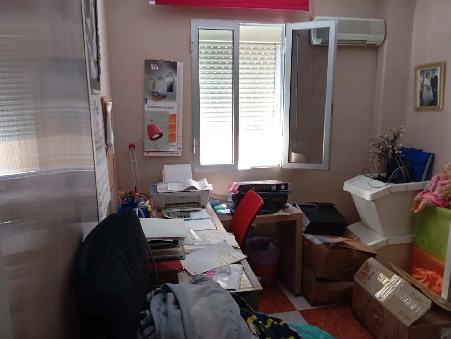 Flat for sale in Sevilla  with Air Conditioner, Private garden and Furnished