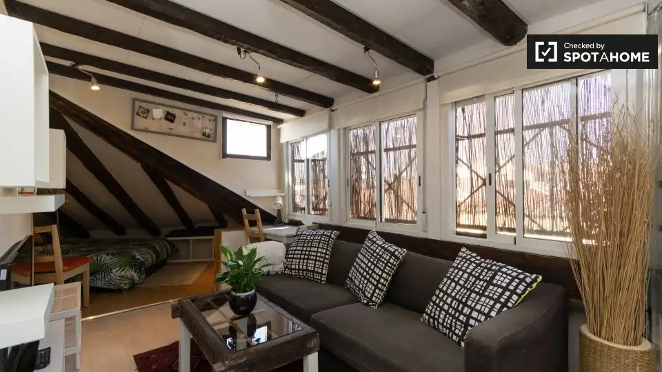 Wohnzimmer von Wohnung zur untervermieten in Madrid mit Klimaanlage, Heizung und Terrasse