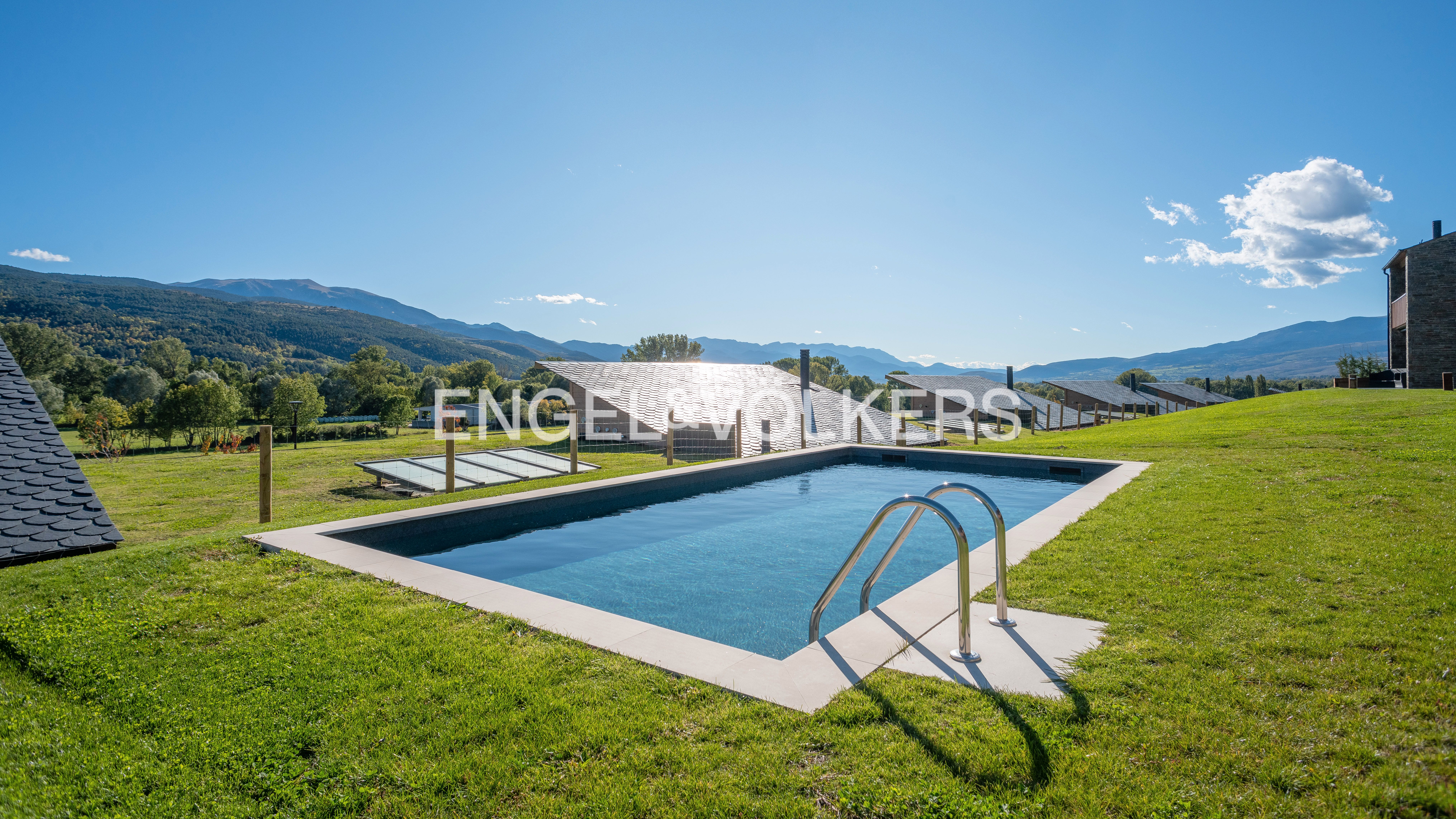Single-family semi-detached for sale in Carrer Puigcerdà, 13, Puigcerdà