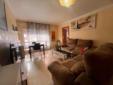 Flat for sale in Llevant