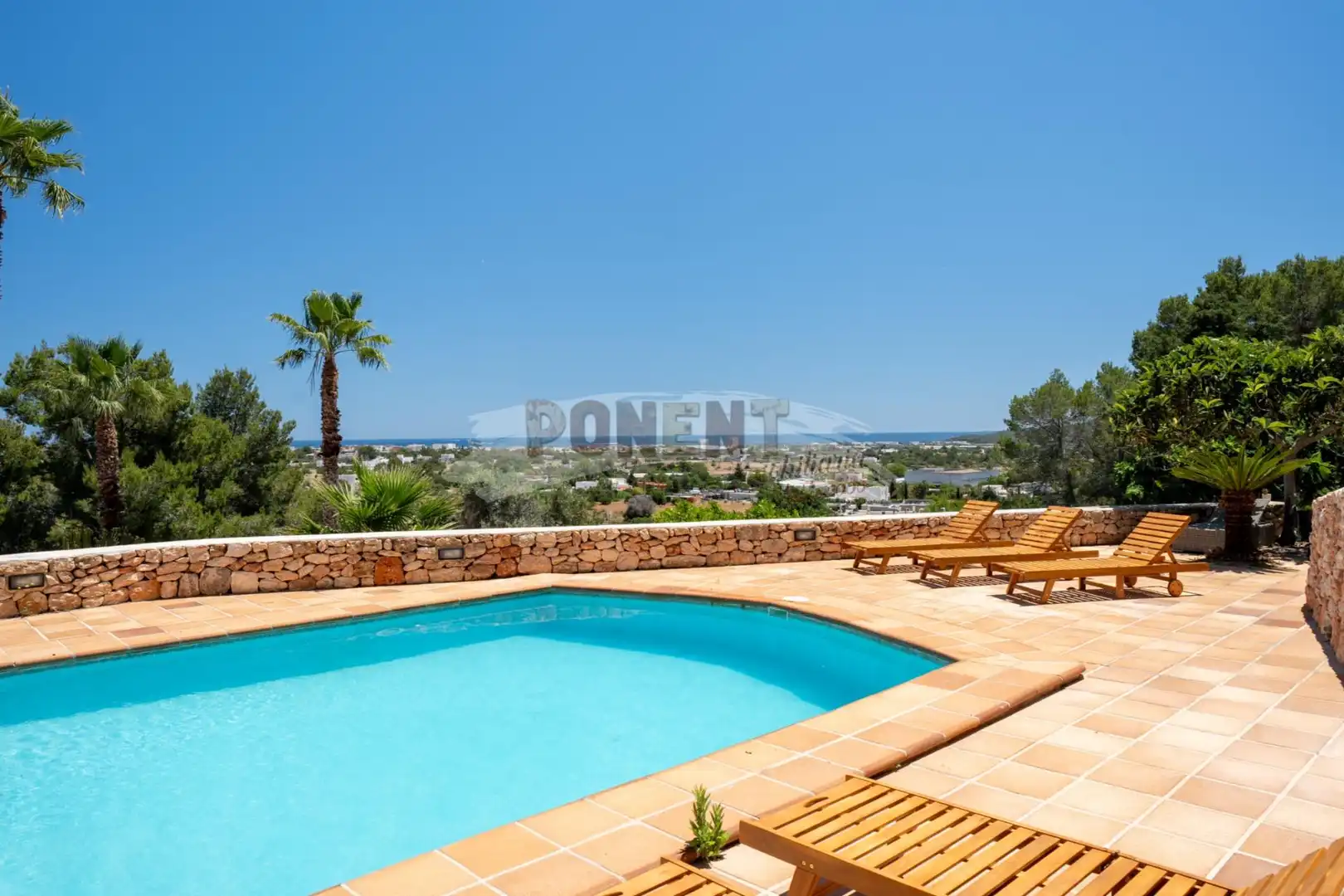 Piscina de Casa o chalet de alquiler en Sant Josep de sa Talaia con Aire acondicionado, Calefacción y Jardín privado