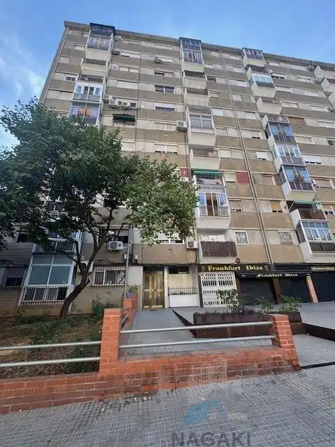 Außenansicht von Wohnung zum Verkauf in Badia del Vallès