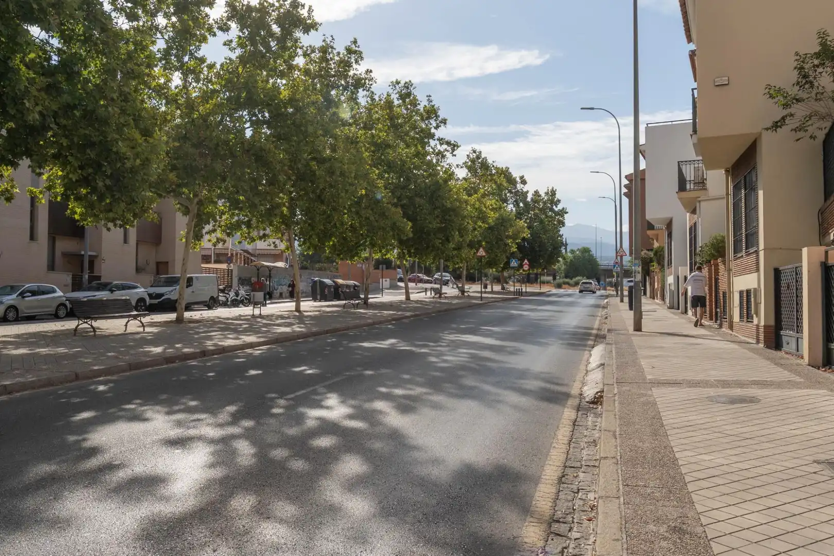 Außenansicht von Gebäude zum Verkauf in Granada