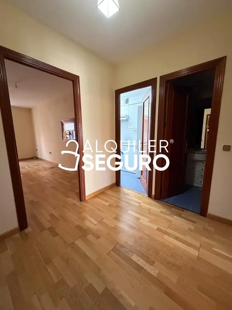 Flat for rent in Mendivil, Numancia
