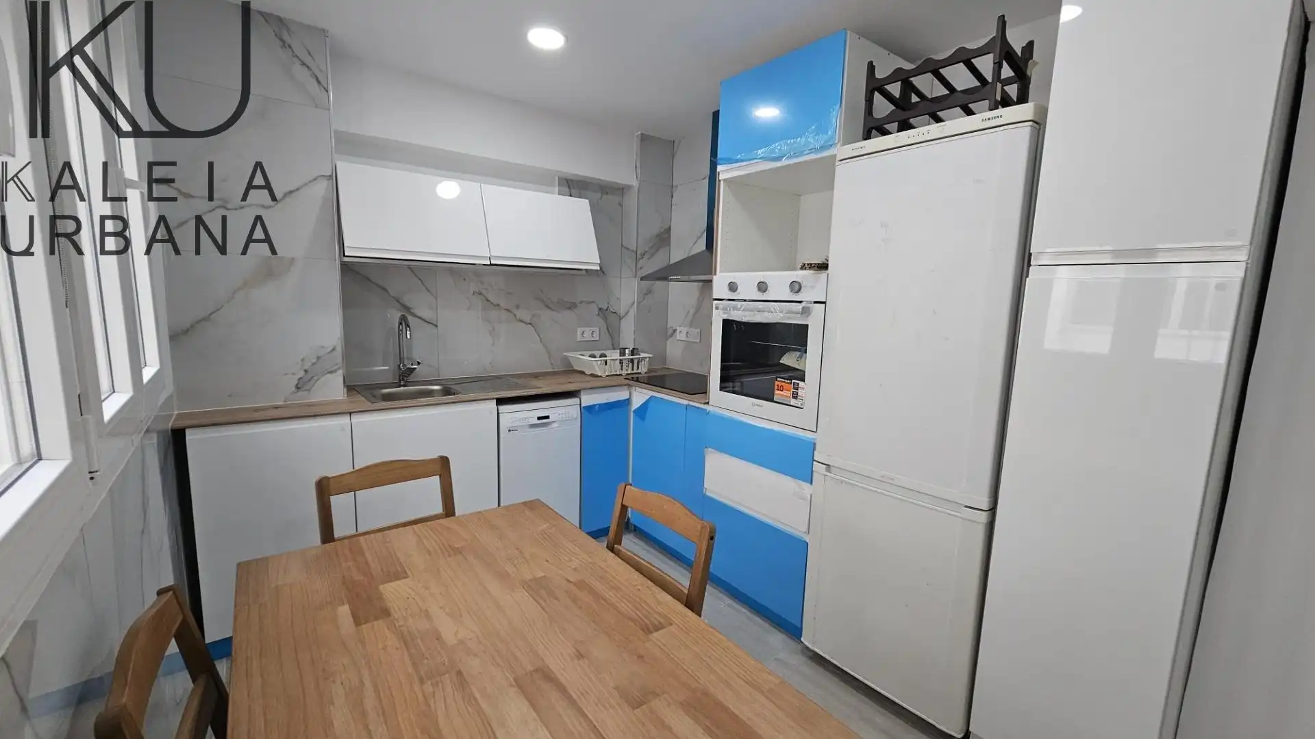 Küche von Wohnung zur Miete in Alicante / Alacant mit Klimaanlage, Möbliert und Ofen