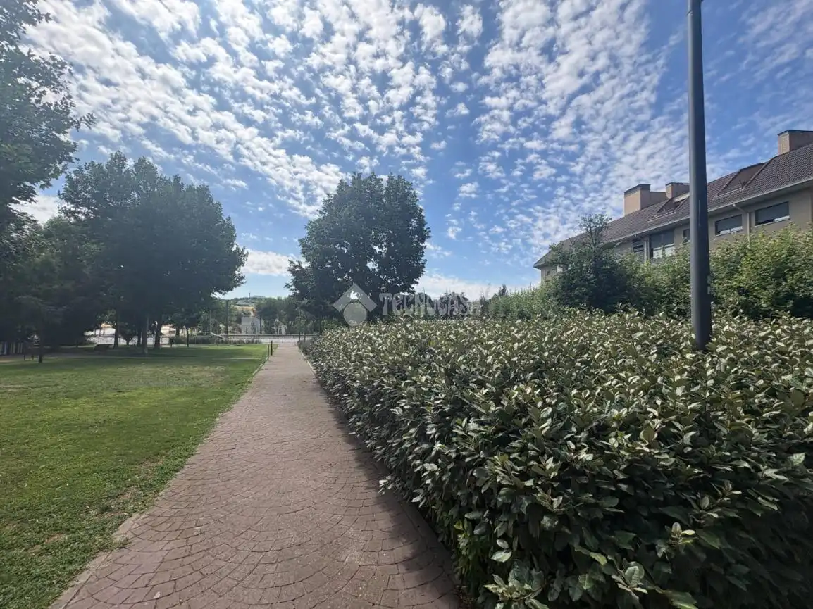 Flat for sale in Boadilla del Monte  with Terrace, Storage room and Community pool