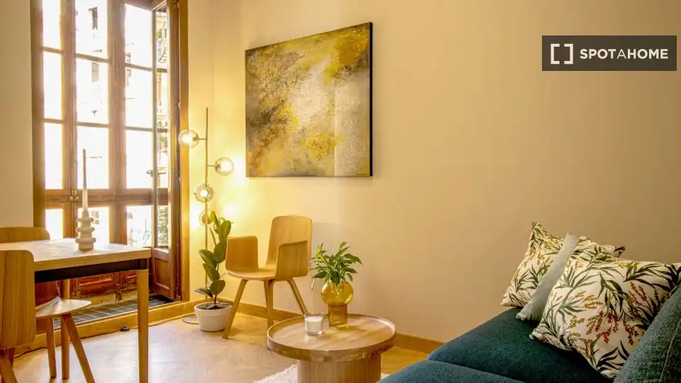 Sala d'estar de Pis de lloguer en Valencia amb Aire condicionat, Calefacció i Moblat