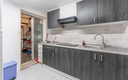 Kitchen of Flat for sale in Mollet del Vallès  with Air Conditioner