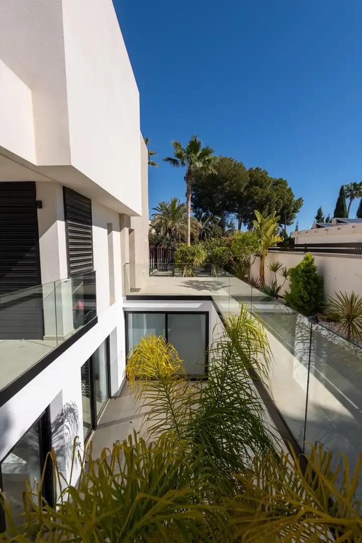 Chalet con piscina en venta en Playa de San Juan - El Cabo de las Huertas, imagen 83