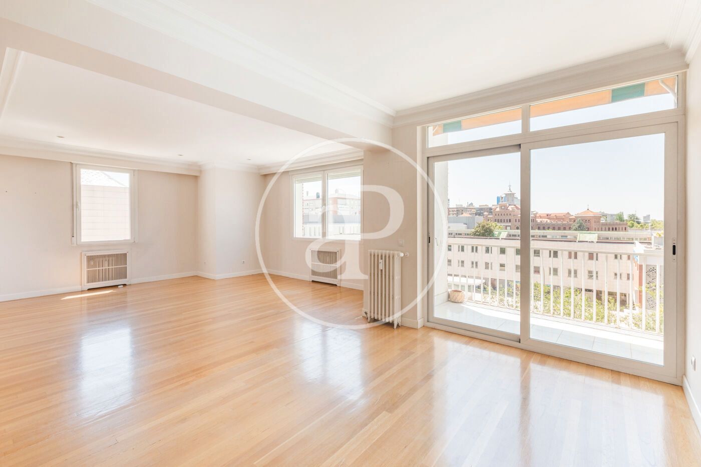 Exterior view of Flat for sale in  Madrid Capital  with Air Conditioner, Heating and Terrace