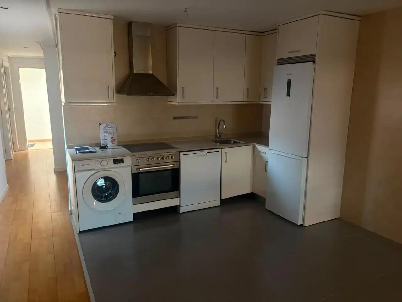 Küche von Maisonette zur Miete in Zaragoza mit Klimaanlage, Heizung und Parkett