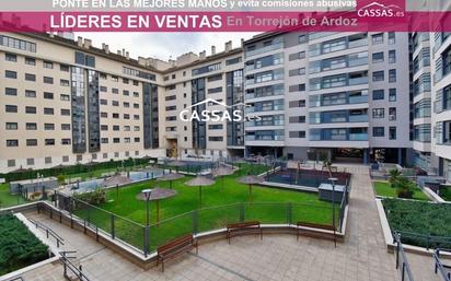 Exterior view of Flat for sale in Torrejón de Ardoz  with Air Conditioner, Heating and Terrace