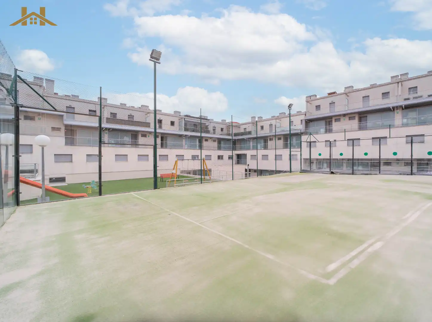 Exterior view of Apartments for sale in Arroyomolinos (Madrid)  with Air Conditioner, Storage room and Swimming Pool