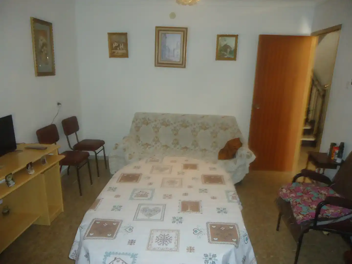 Sala d'estar de Casa o xalet en venda en Iznájar amb Balcó