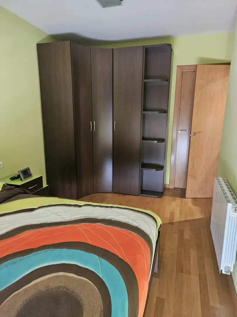 Habitación de Piso en venta en Santa Coloma de Gramenet con Calefacción, Terraza y Trastero