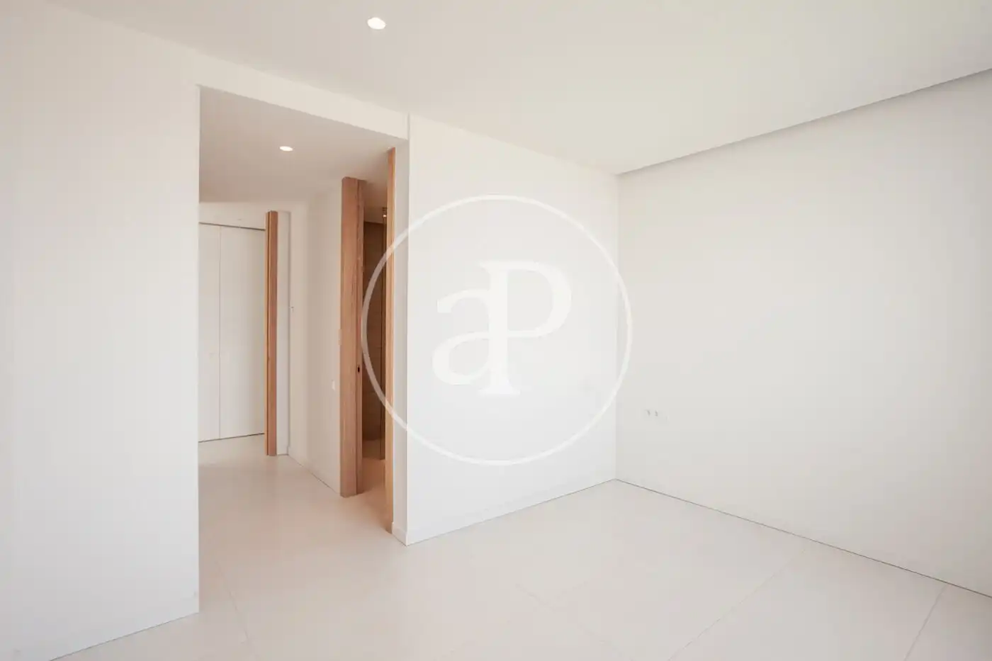 Bedroom of Flat for rent in Pozuelo de Alarcón  with Air Conditioner, Heating and Private garden