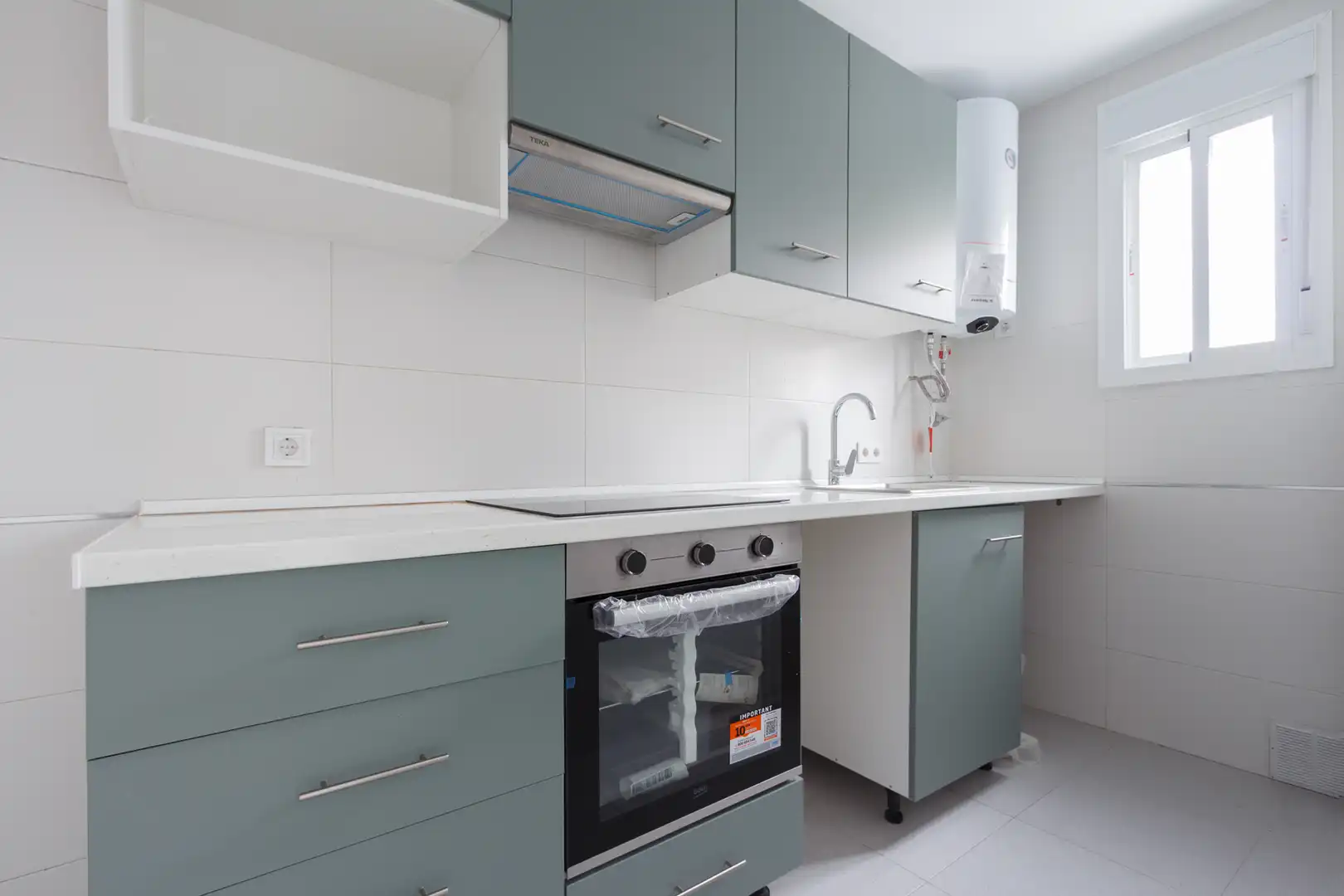 Cocina de Piso en venta en Camas con Calefacción y Horno