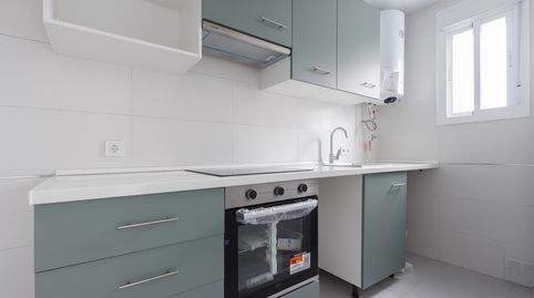 Foto 2 de Piso en venta en Calle Manzanilla, 2, Balcón de Sevilla - Atalaya - La Uva - La Extremeña, Camas