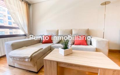 Living room of Flat for sale in Valladolid Capital  with Terrace