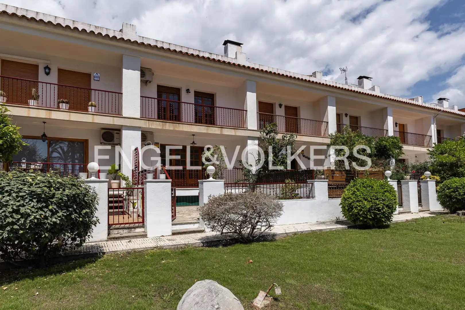 Vista exterior de Casa o xalet de lloguer en Vilassar de Mar amb Calefacció, Jardí privat i Parquet