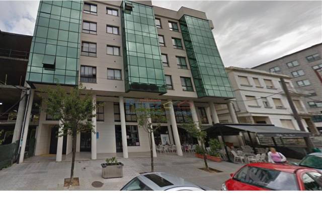 Local comercial en Alquiler en Fene