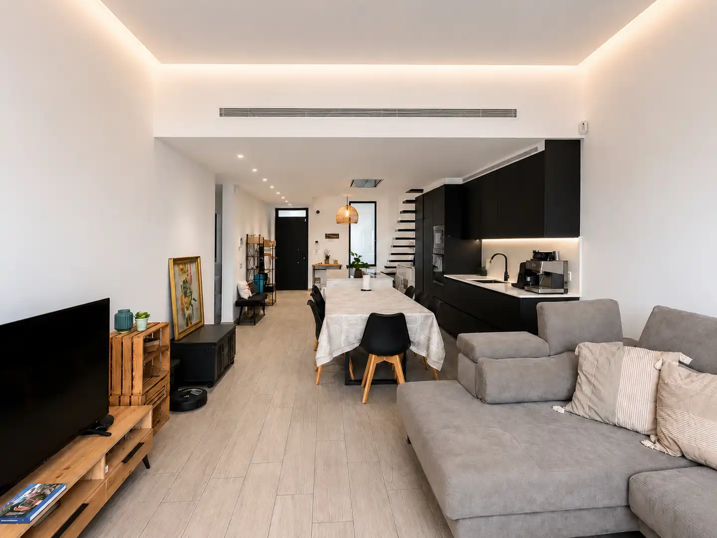 Adosado con piscina en venta en Eixample - Horta Capallera, imagen 5