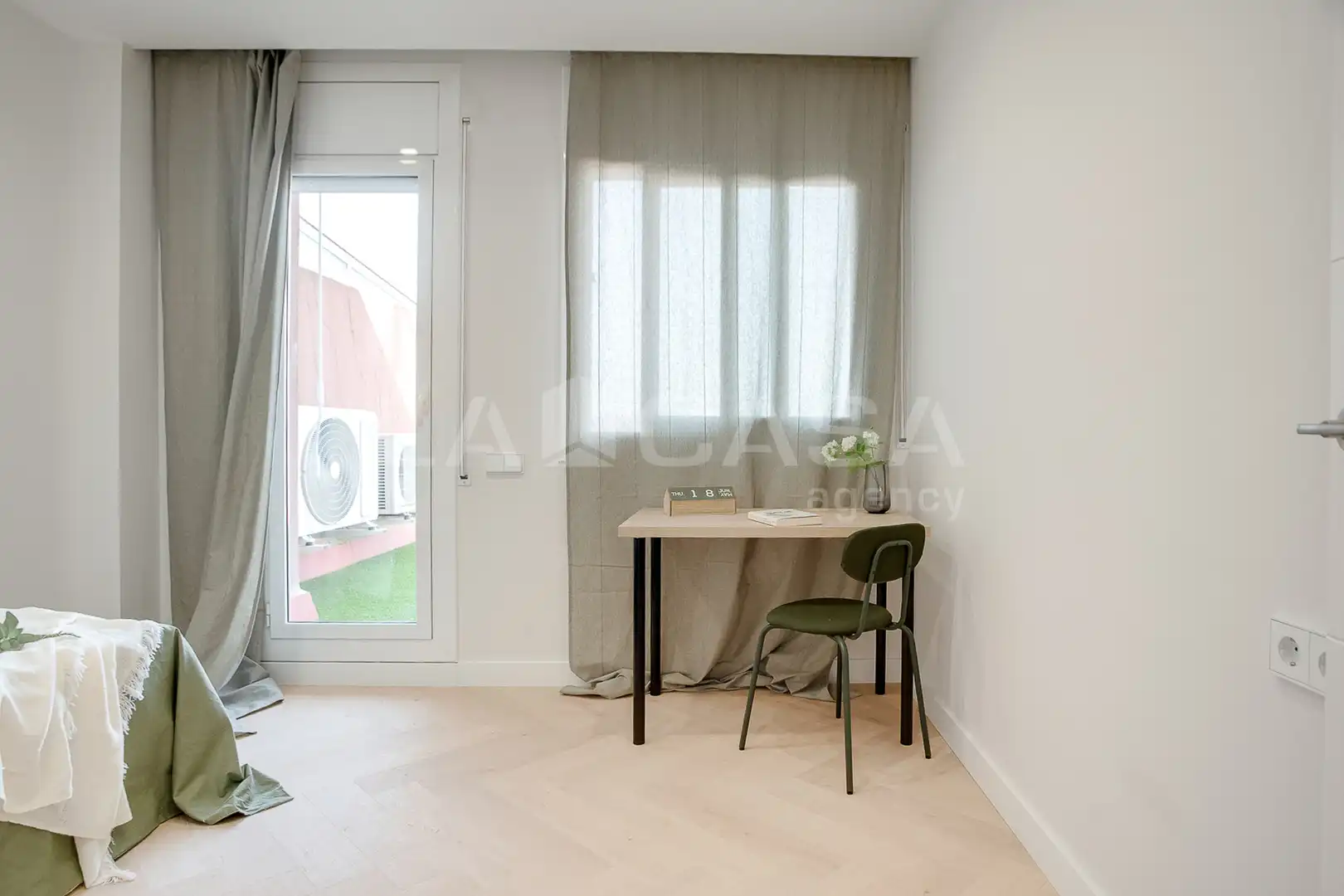 Habitación de Ático en venta en Granollers con Calefacción y Terraza