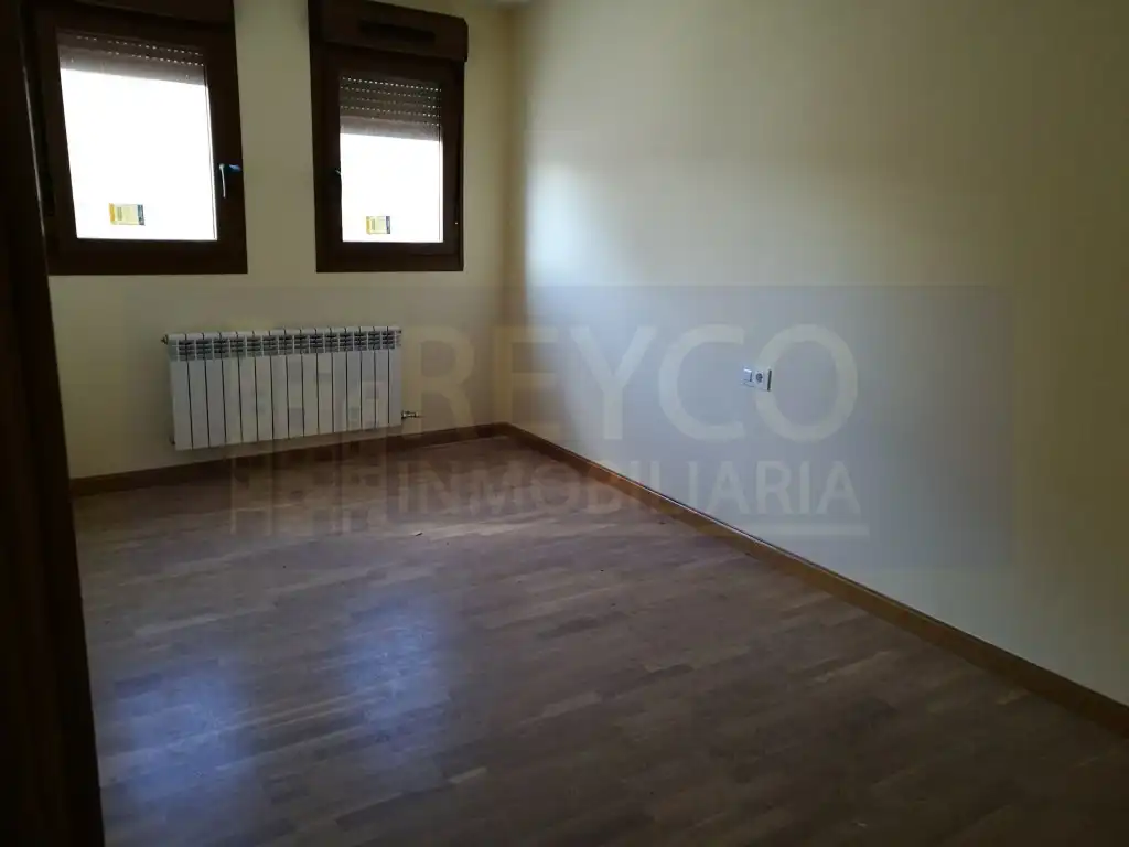 Schlafzimmer von Wohnung zum Verkauf in Baños de Río Tobía