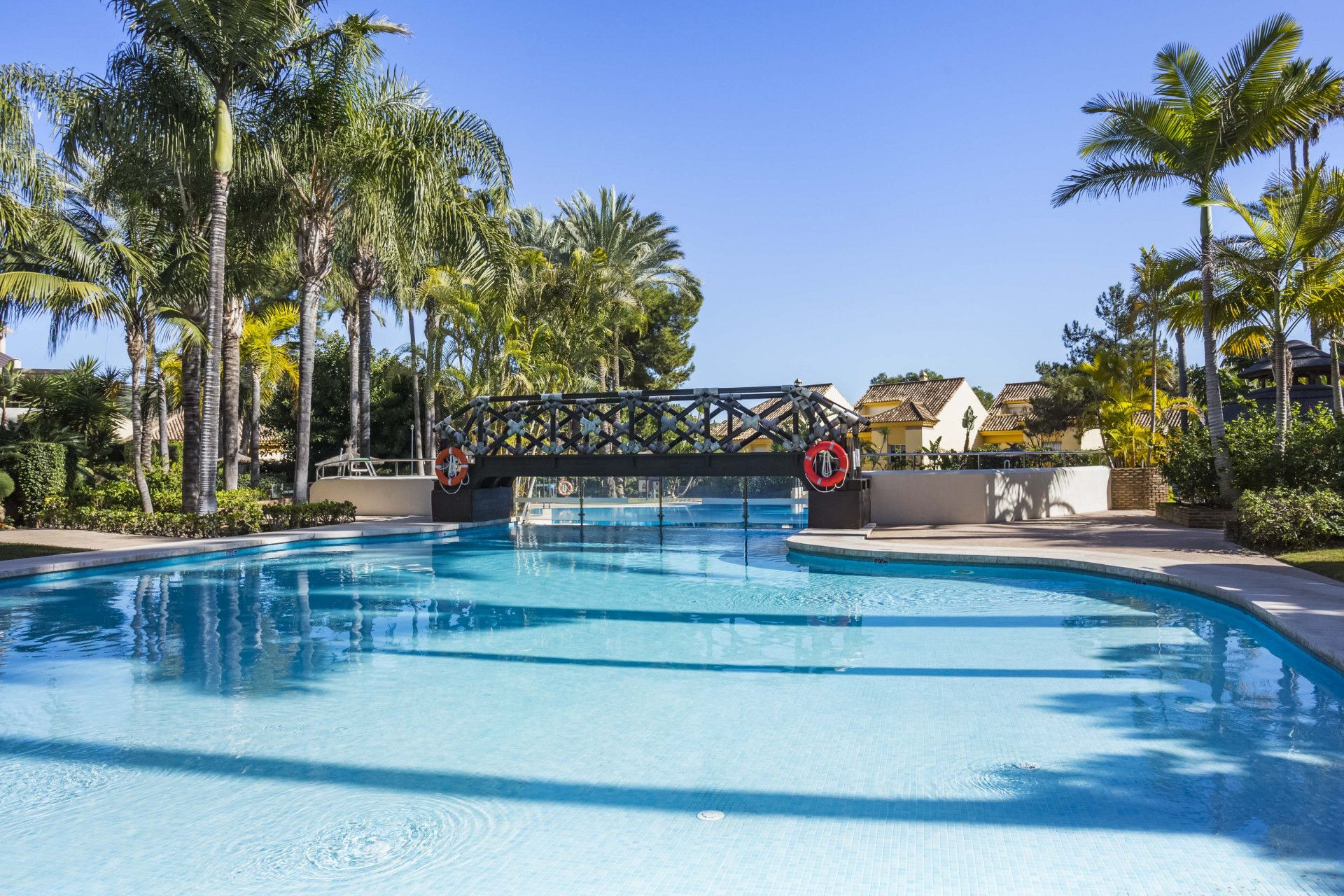 Swimming pool of Apartments for sale in Marbella  with Air Conditioner, Terrace and Storage room