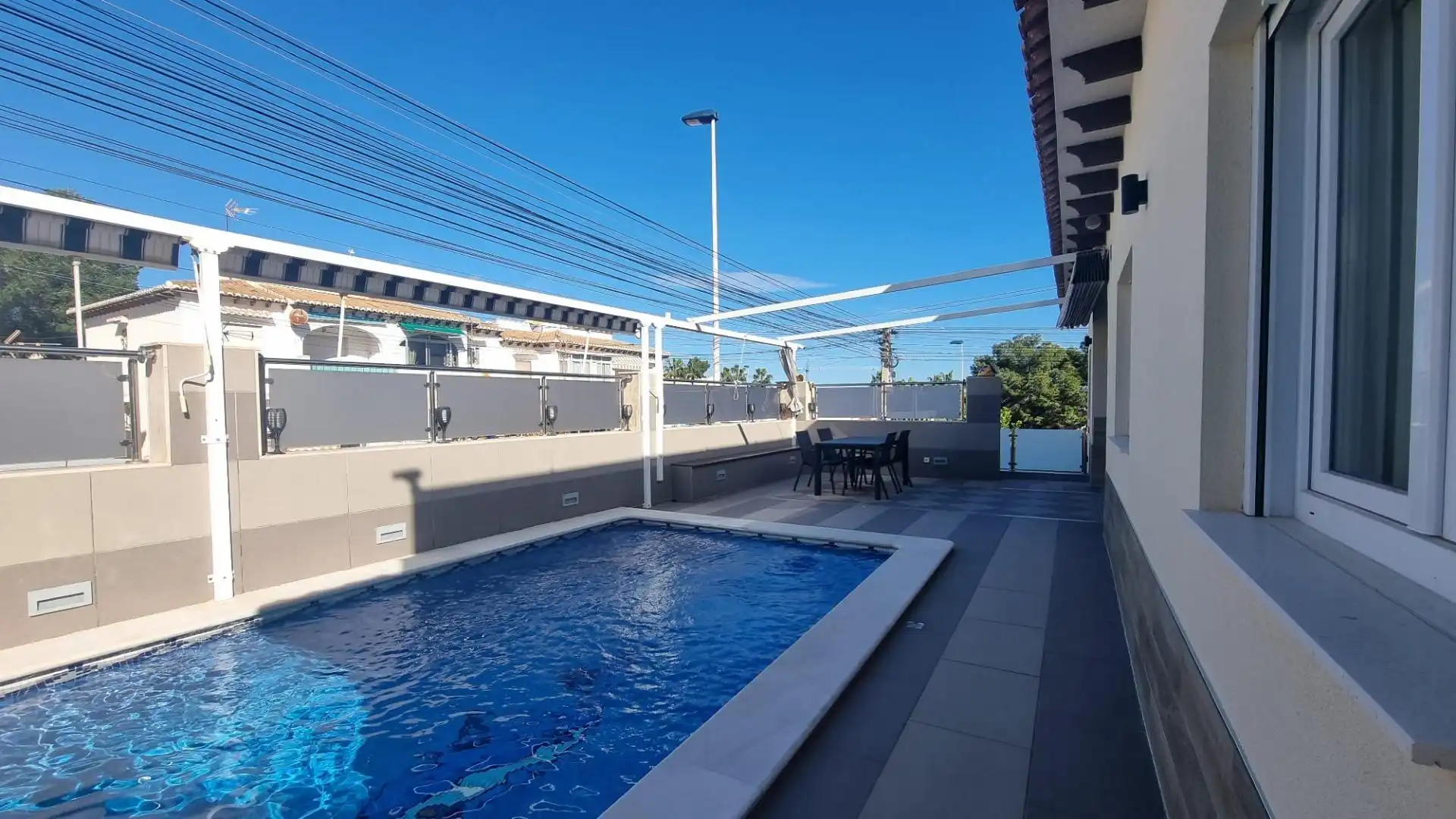 Villa con piscina in vendita a Calle laguna azul, imagen 17