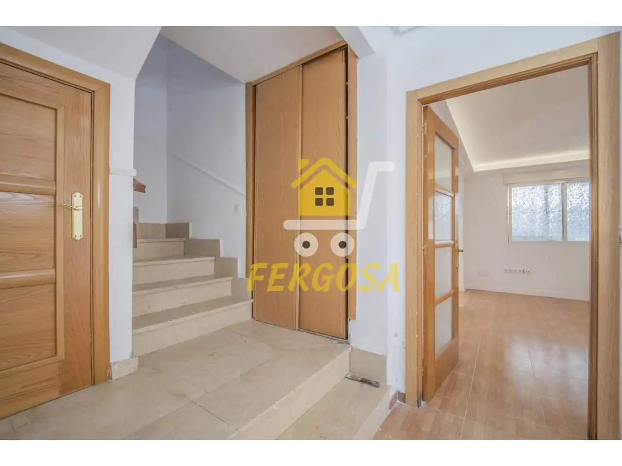 Casa adosada en venda en Las Ventas de Retamosa amb Jardí privat, Terrassa i Piscina