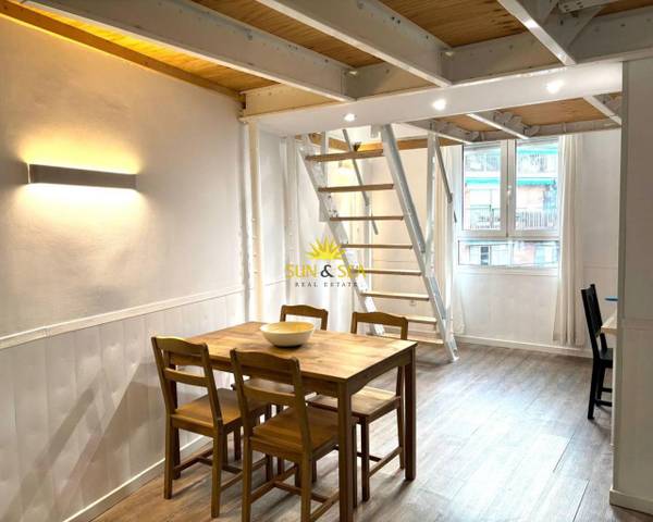 Ático en Alquiler en Carolinas Bajas