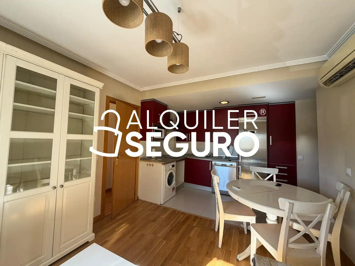 Cocina de Piso de alquiler en Madrid con Aire acondicionado, Calefacción y Piscina