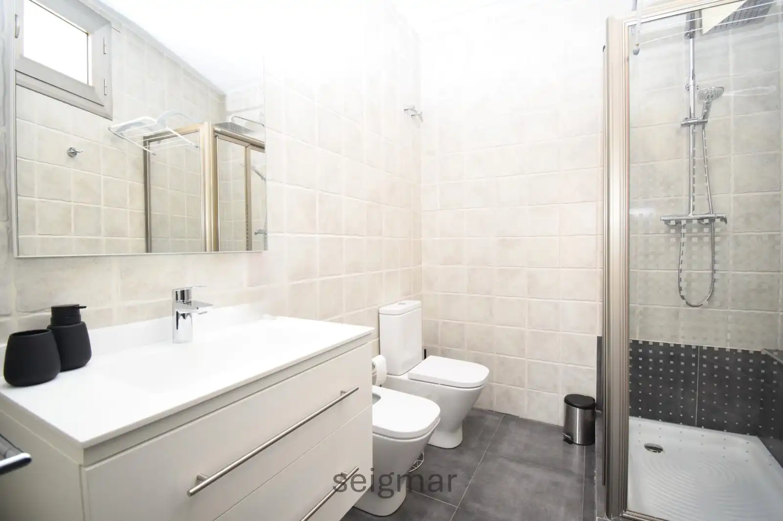 Houses for sale in Pueblo Acantilado - Lanuza