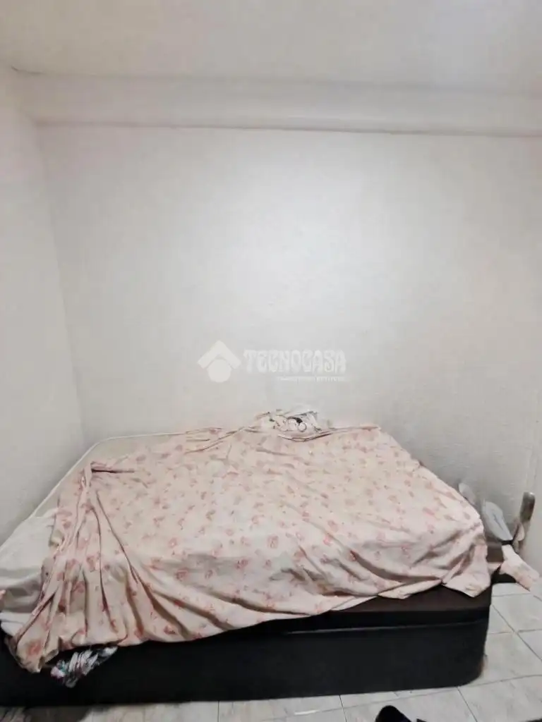 Bedroom of Flat for sale in Parla