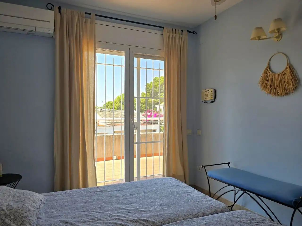 Habitación de Casa o chalet en venta en L'Ametlla de Mar  con Aire acondicionado, Jardín privado y Terraza