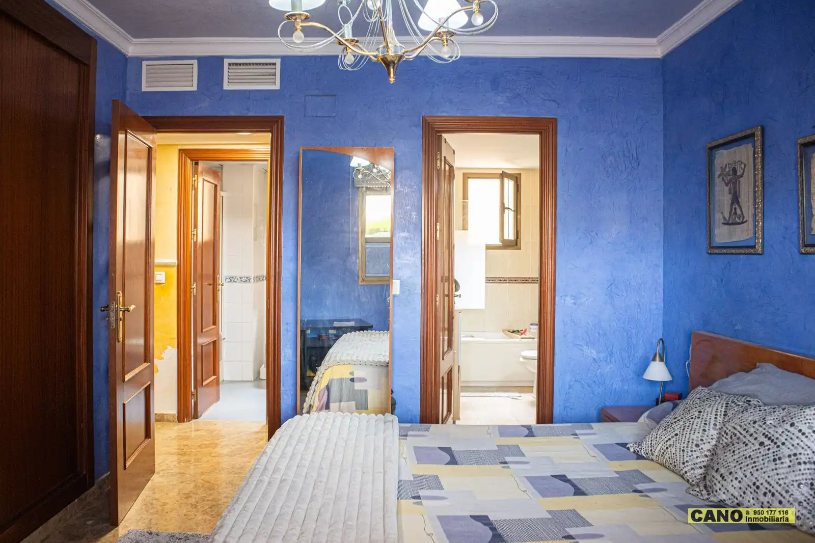 Bedroom of Flat for sale in Roquetas de Mar  with Terrace and Swimming Pool