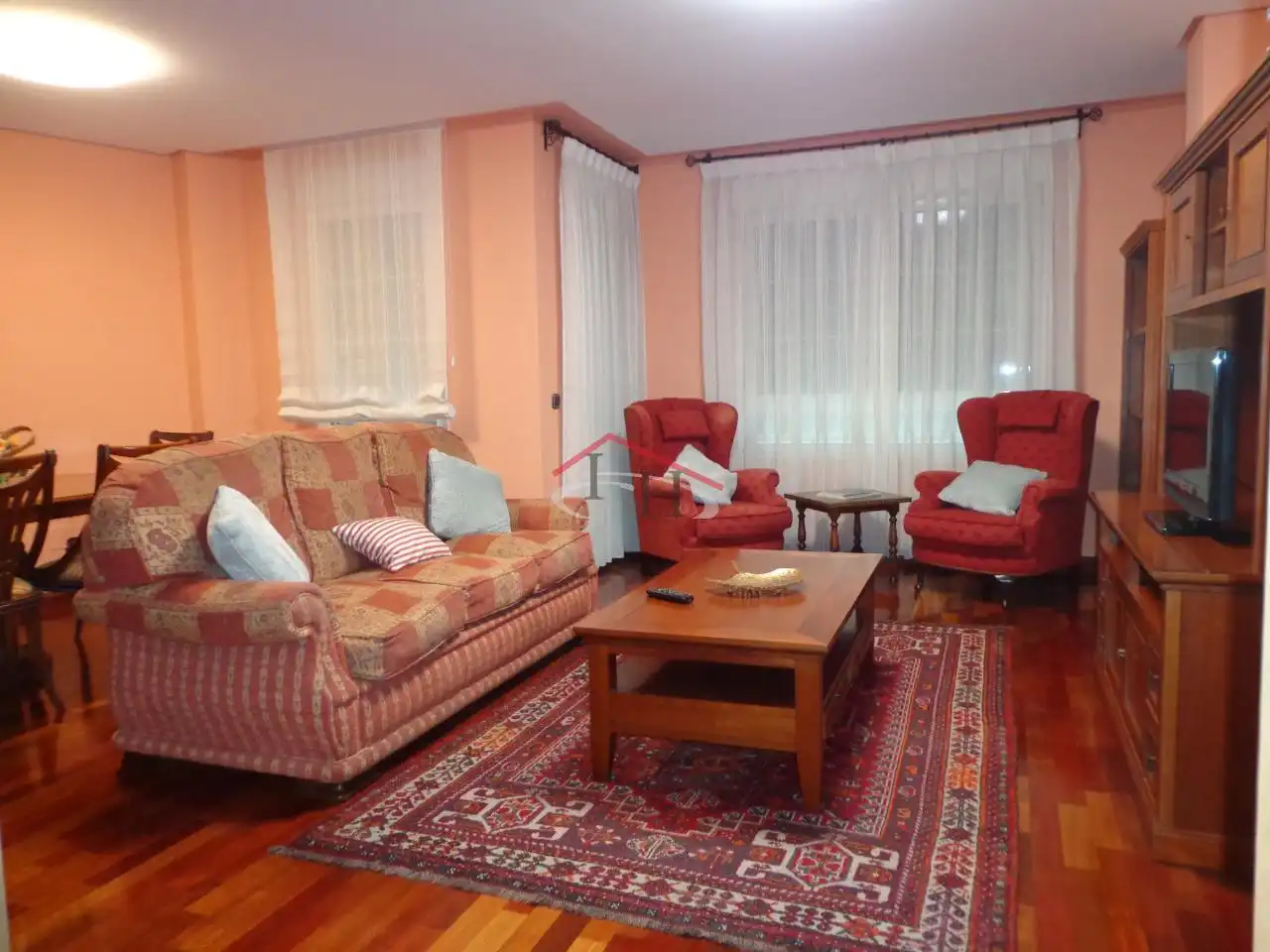 Wohnzimmer von Wohnung zur Miete in León Capital  mit Heizung, Parkett und Terrasse