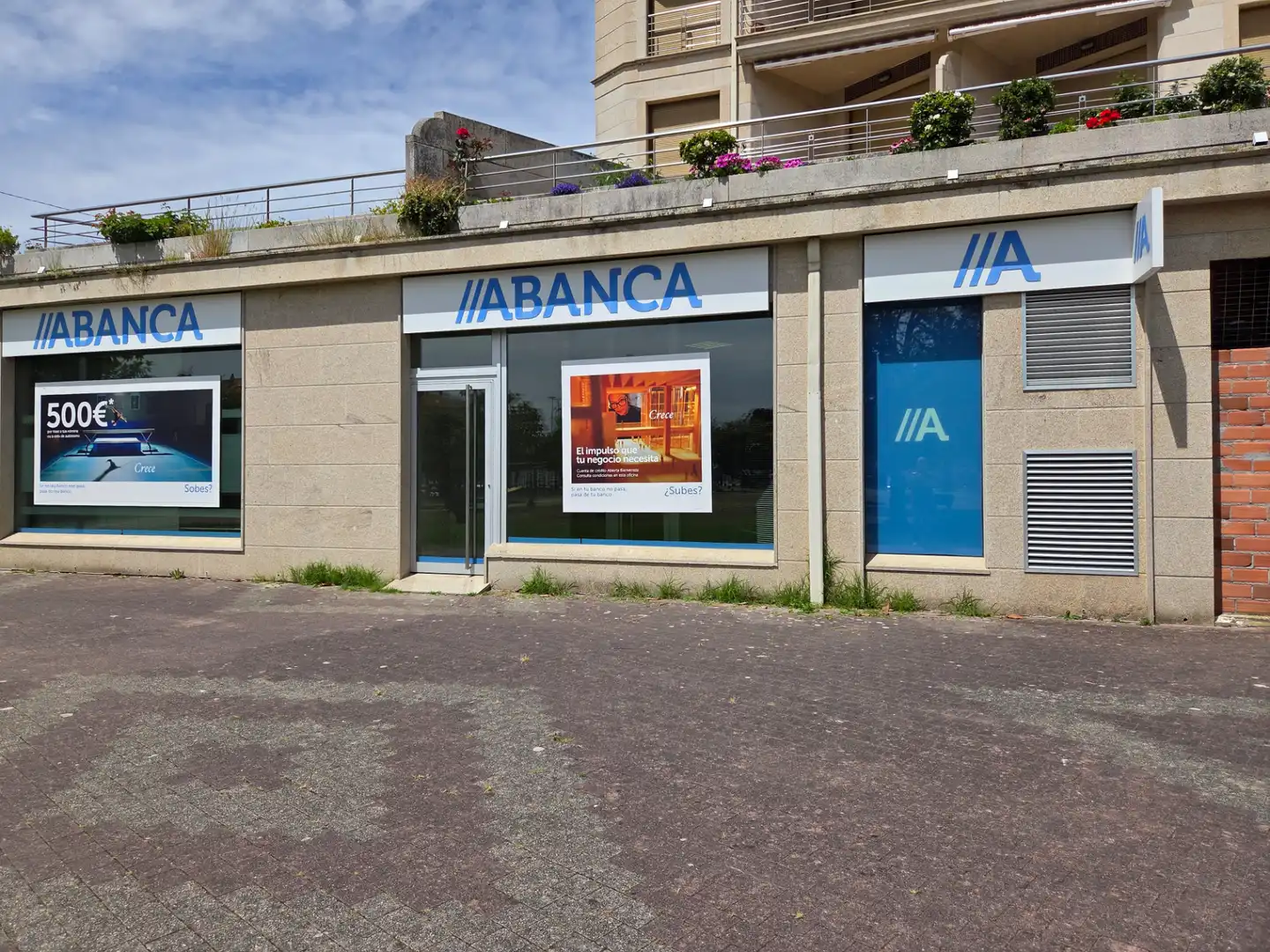 Außenansicht von Geschaftsraum zur Miete in Sanxenxo