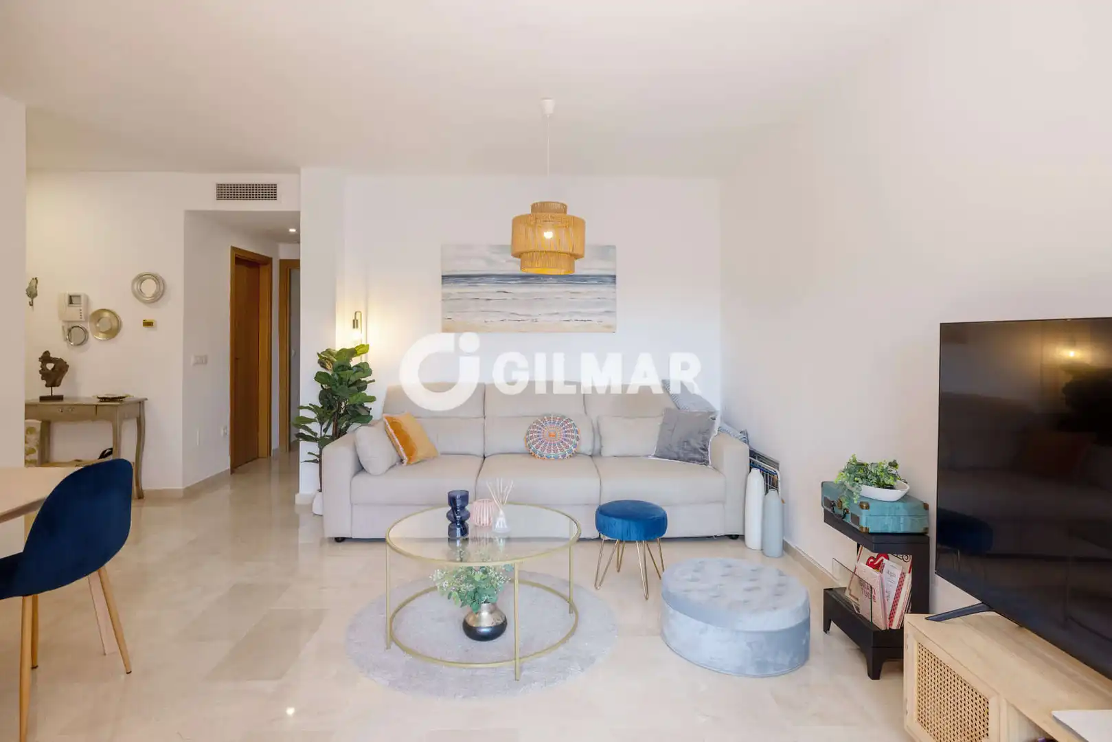 Sala de estar de Apartamento en venta en Estepona con Calefacción, Trastero y Piscina