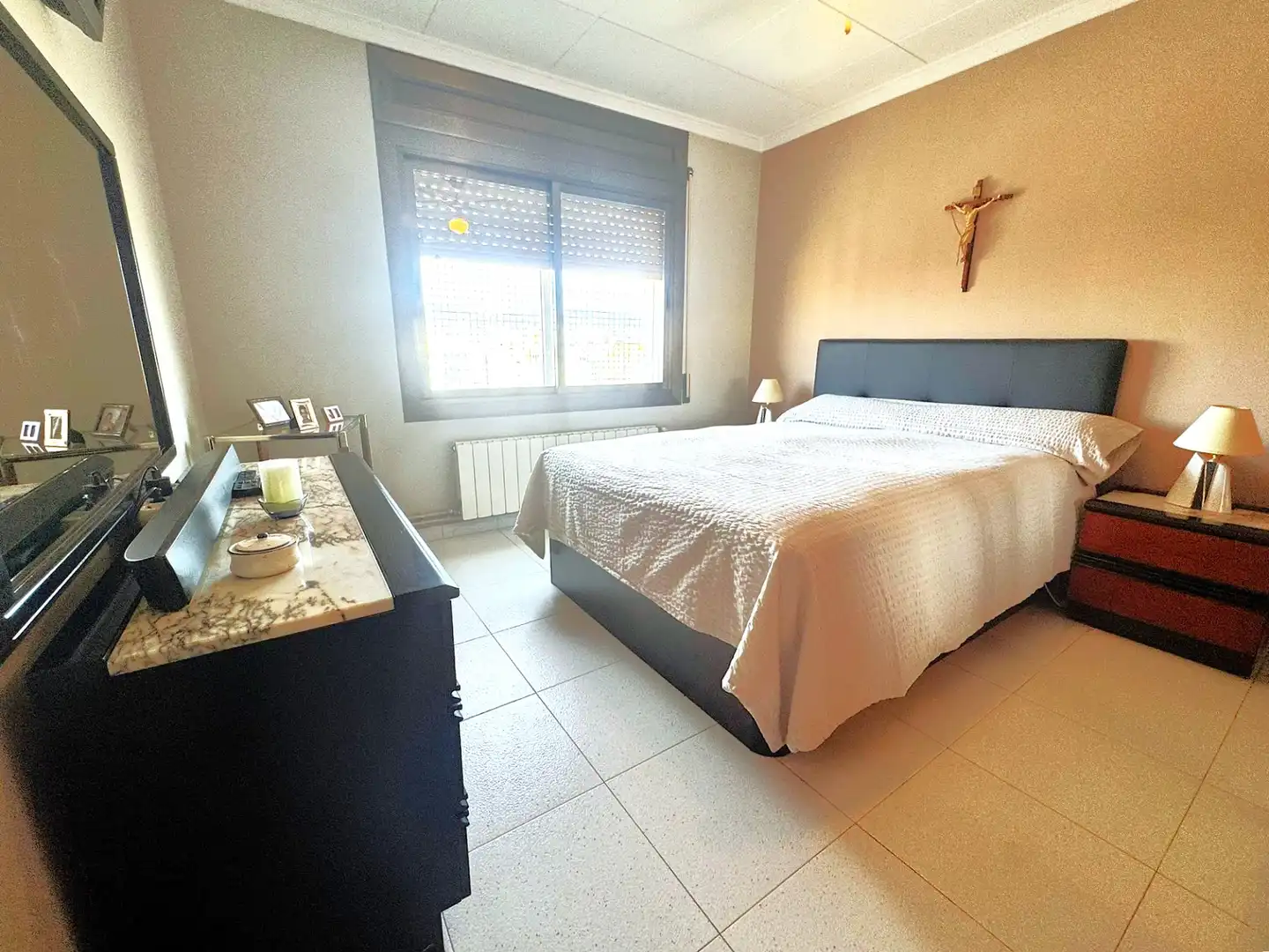 Habitación de Ático en venta en L'Hospitalet de Llobregat con Terraza y Horno
